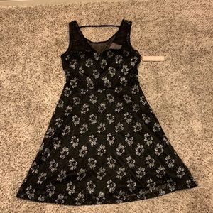 Romeo and Juliet Couture womens size XS Juniors size small